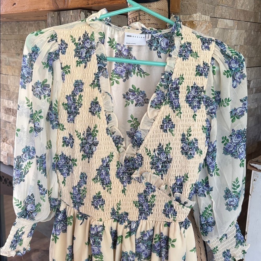NWT ASOS midi smock dress w shirred cuffs creamy white floral print-multi - Picture 2 of 16